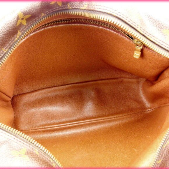 Louis Vuitton Shoulder Bag Monogram unisex Authentic Used - Picture 4 of 5